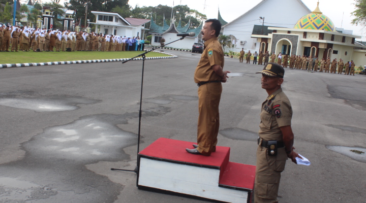 Kadis Sosial Pimpin Apel Gabungan Senin Pagi Dan Sosialisasi PKH Pasaman Terbaik 1 Se-Sumatera Barat