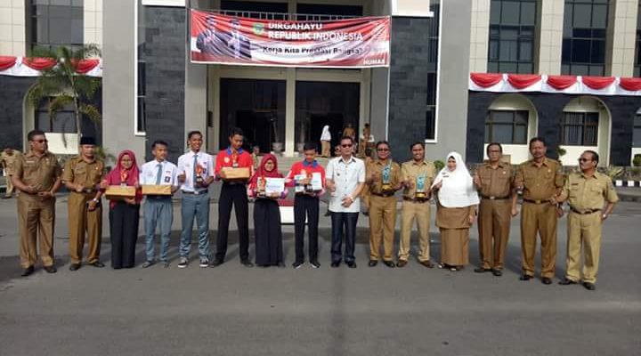 SEJUMLAH PELAJAR MELALUI GenRe HARUMKAN NAMA DAERAH PASAMAN 