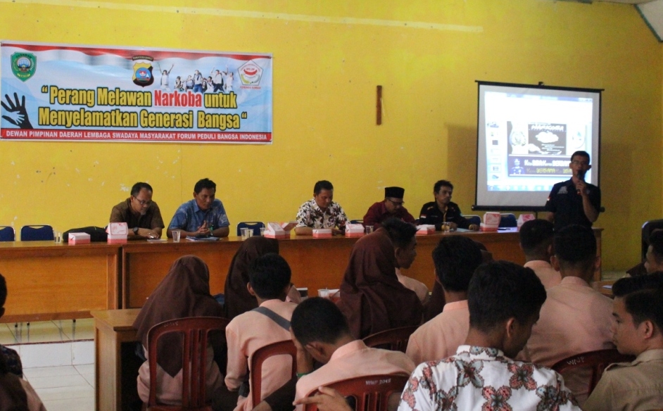 LSM Fopbindo Sumbar Bersinergi Bersama Kasat Narkoba Polres Pasaman Selamatkan Pelajar Dari Bahaya Narkoba