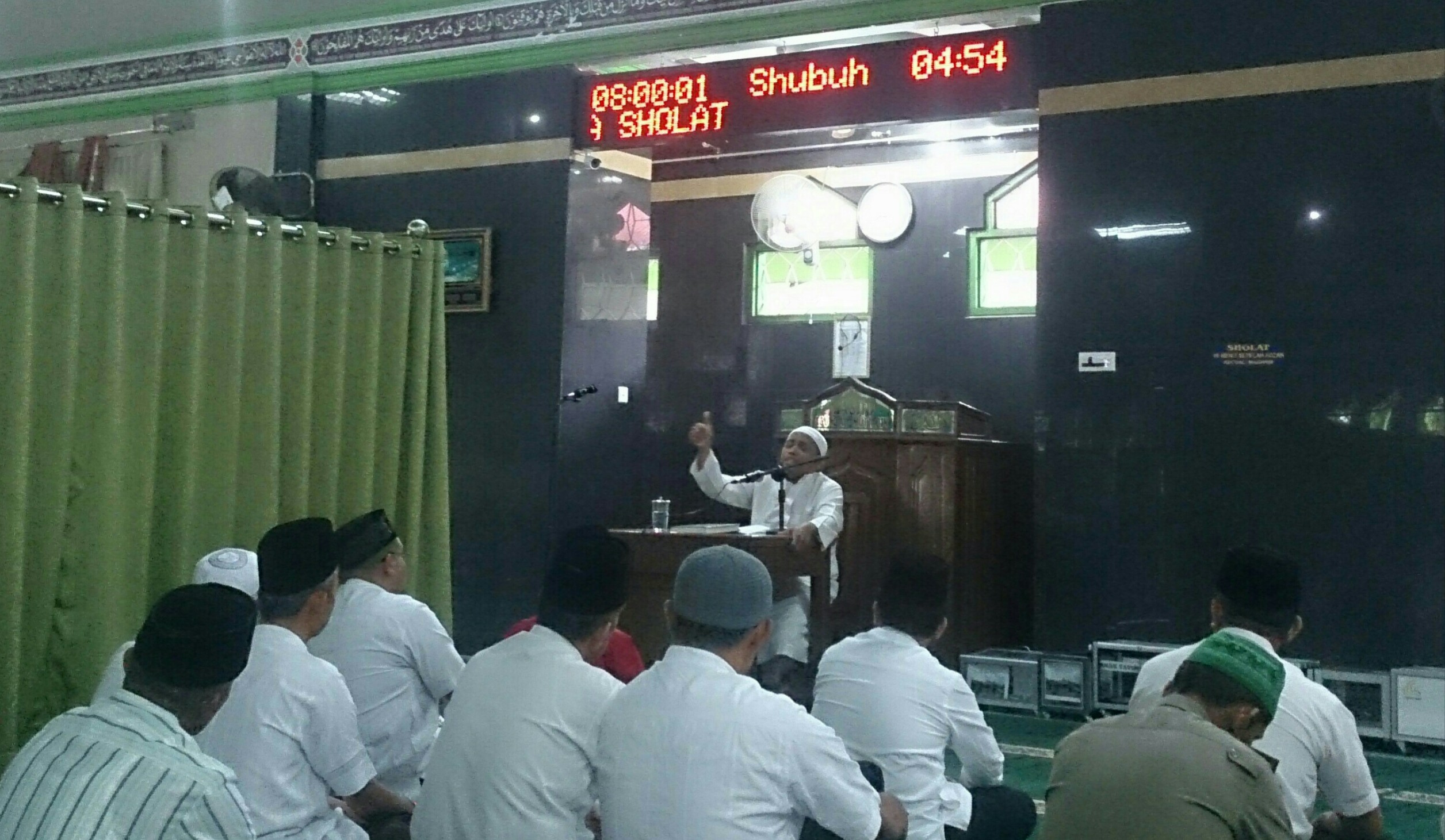 EKSISTENSI JAMA'AH WIRID RUTIN ASN PEMDA PASAMAN PANTAS DI ACUNGI JEMPOL 