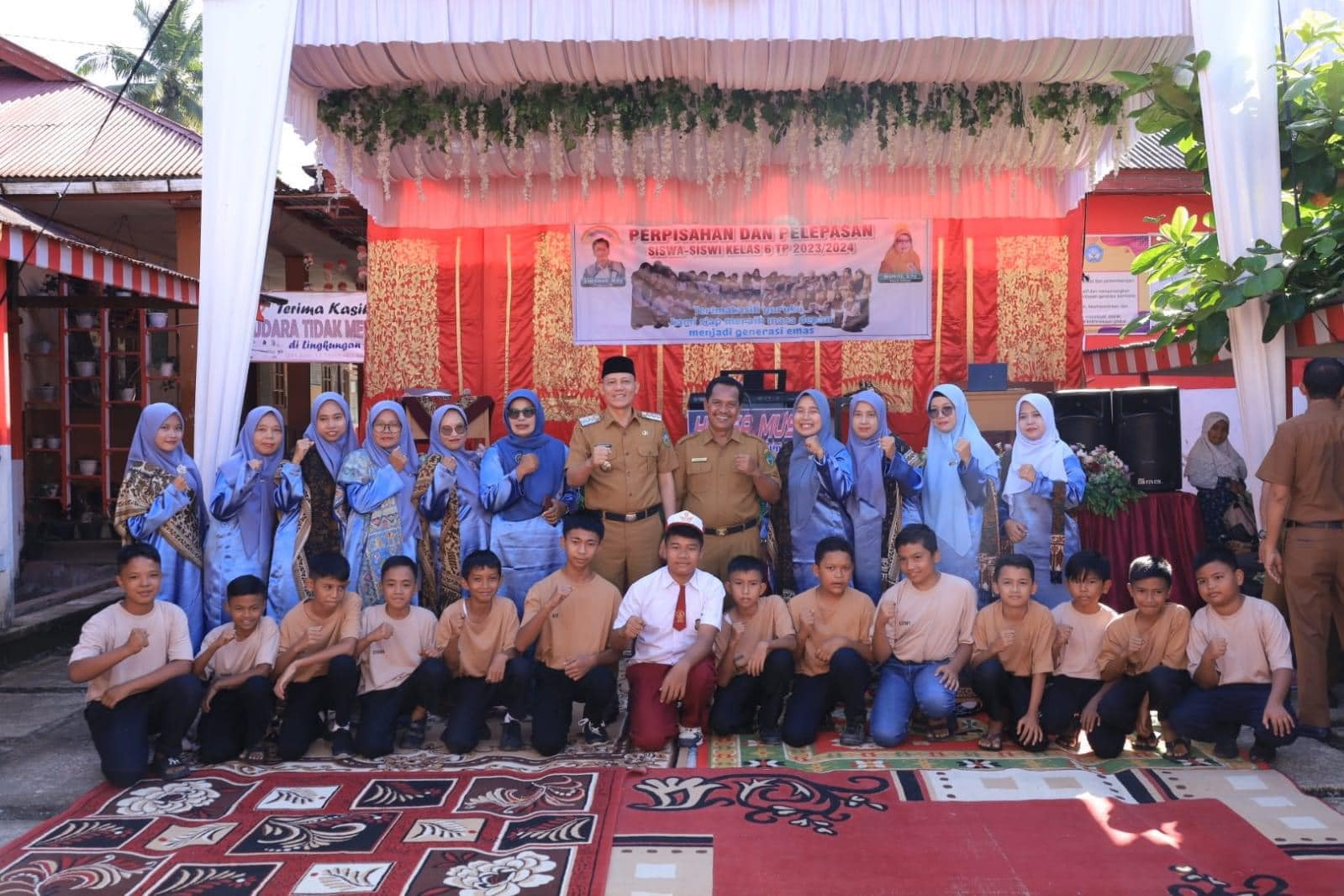 Ciptakan Generasi Unggul Pasaman. Dibalik Kesibukan, Bupati Sabar AS Sempatkan Hadir Perpisahan sekolah