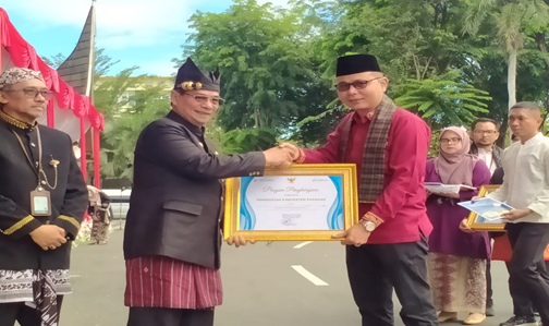 Pemkab Pasaman Dapat Penghargaan Penilaian EPSS Tahun 2024 Dari BPS RI Pusat