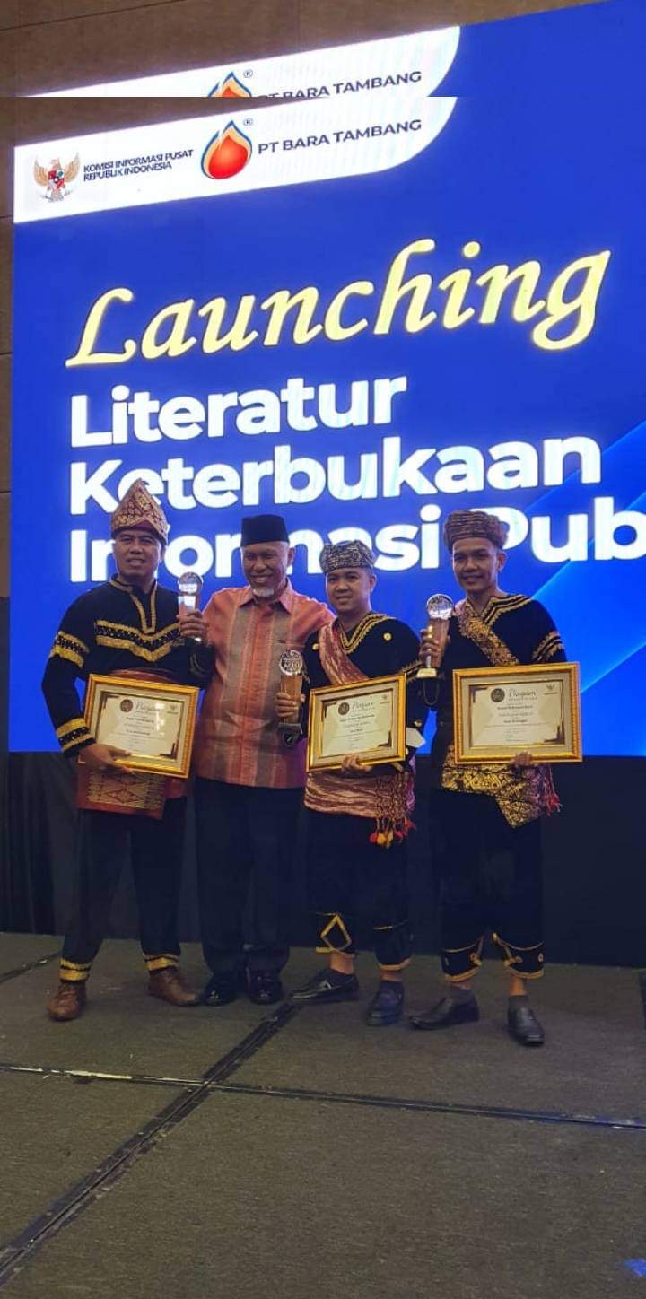 Wujudkan Pemerintahan Yang Informatif, Nagari Malampah Barat Raih Penghargaan Nasional