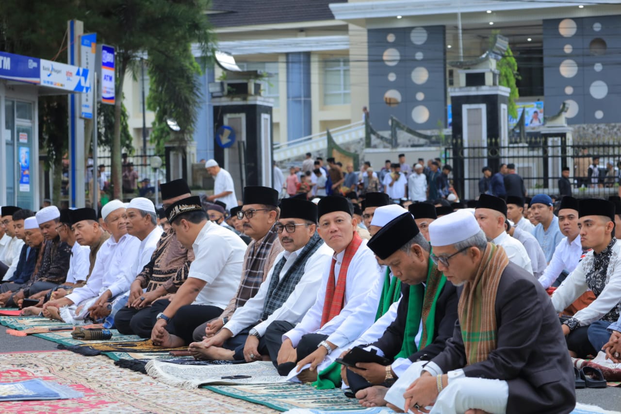 Berikan sambutan sebelum shalat Idul Fitri, Bupati Sabar AS : Sebagai momentum pembersihan diri dan pikiran