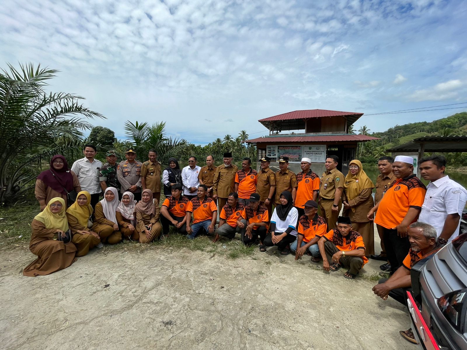 Gubernur Sumbar Tinjau Pabrik Pakan Ikan di Pasaman, Optimis Kembangkan Sentra Perikanan Air Tawar