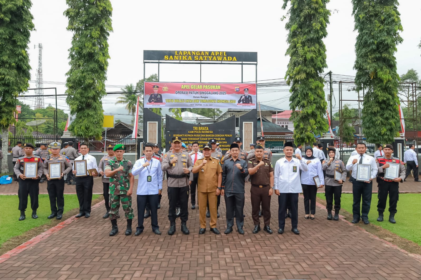 Bupati Pasaman Ikuti Apel Ops Singgalang Polres Pasaman Tahun 2025