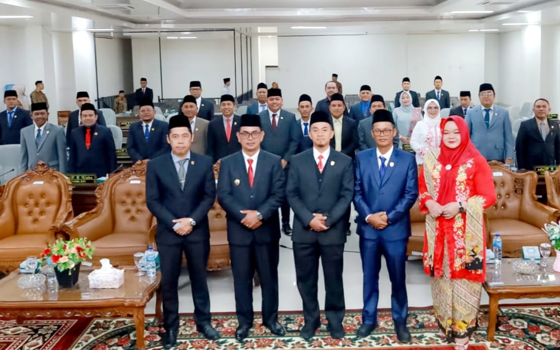 Rapat Paripurna Istimewa DPRD Pasaman, Dengarkan Pidato Kenegaraan Presiden dalam Rangka HUT RI ke- 80