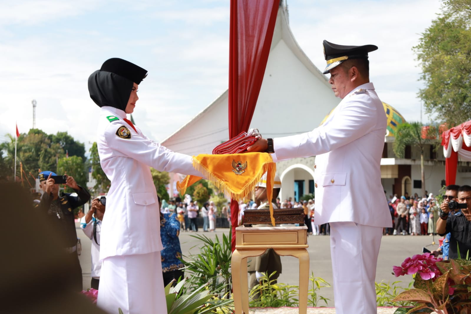 Bupati Welly Suhery Pimpin Upacara Detik-Detik Proklamasi RI ke-80 di Pasaman