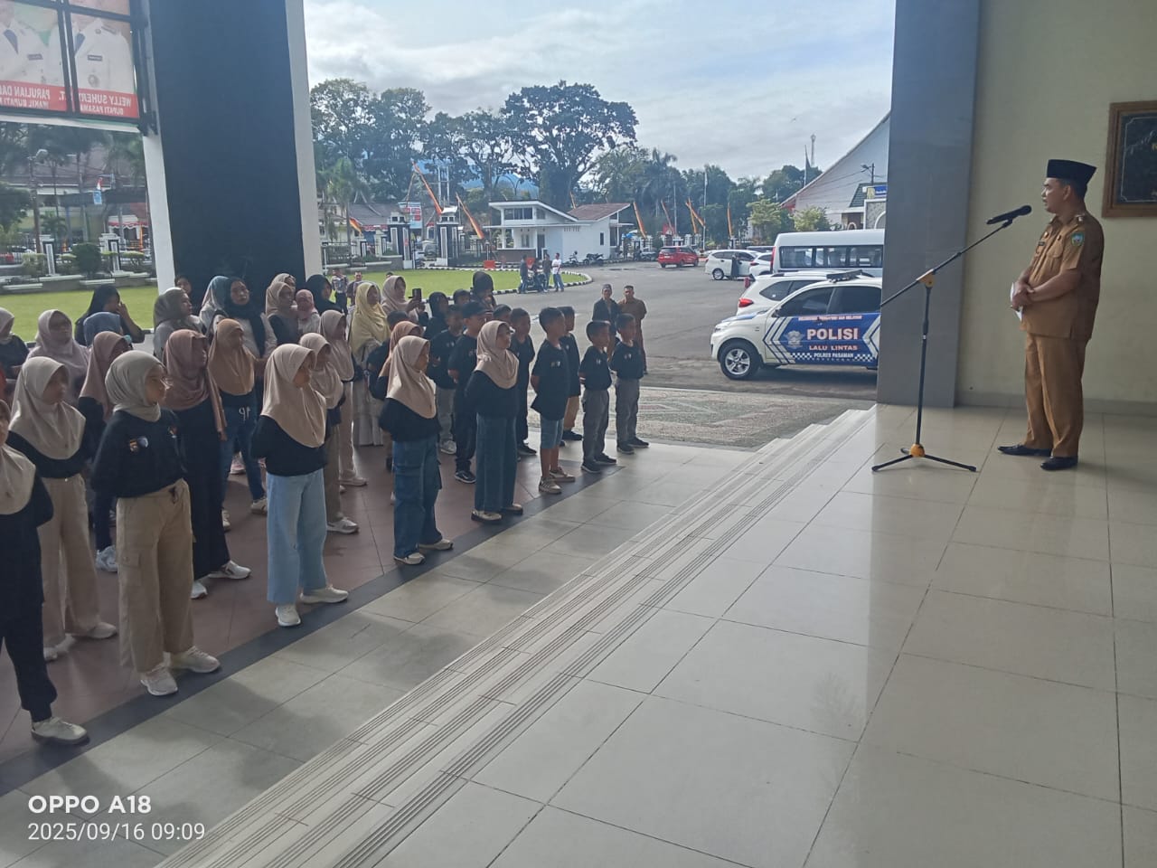 Didampingi Waka Polres, Wakil Bupati Pasaman Lepas Kontingen Polisi Cilik ke Ajang Polda Sumbar