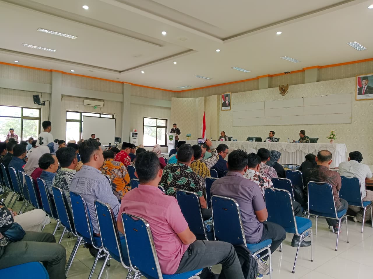 Bupati Pasaman Buka Sosialisasi PMK Nomor 49 dan Permendesa Nomor 10 Tahun 2025 Tentang Pinjaman Koperasi Nagari Merah Putih