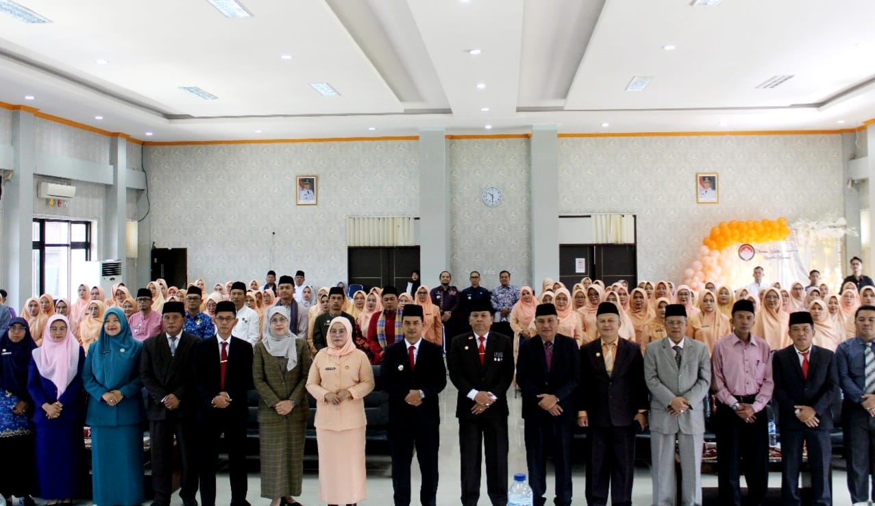 Meriahkan HUT Pasaman ke-80, DWP Pasaman Gelar Seminar Penguatan Peran Perempuan