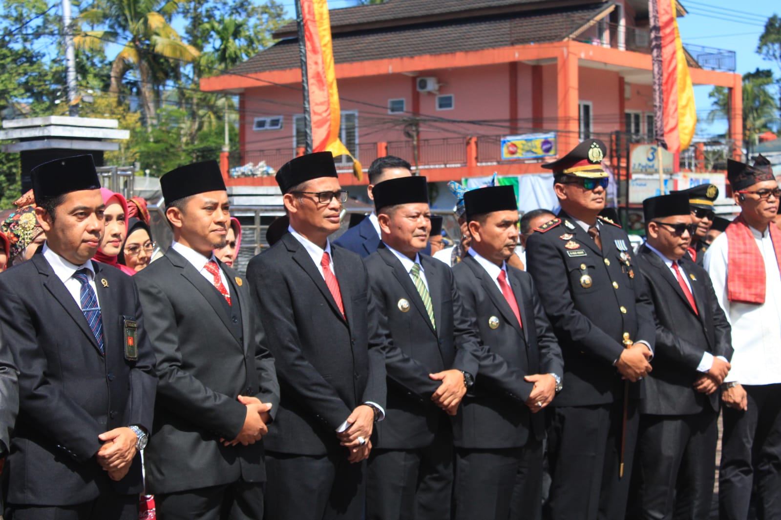 Paripurna Istimewa HUT ke-80 Pasaman, Bupati Welly Suhery Ajak Wujudkan “Pasaman Bangkit
