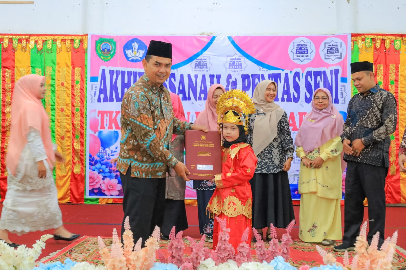 Pemkab Pasaman Komitmen Membangun Generasi Cerdas dan Berakhlak Mulia Melalui PAUD