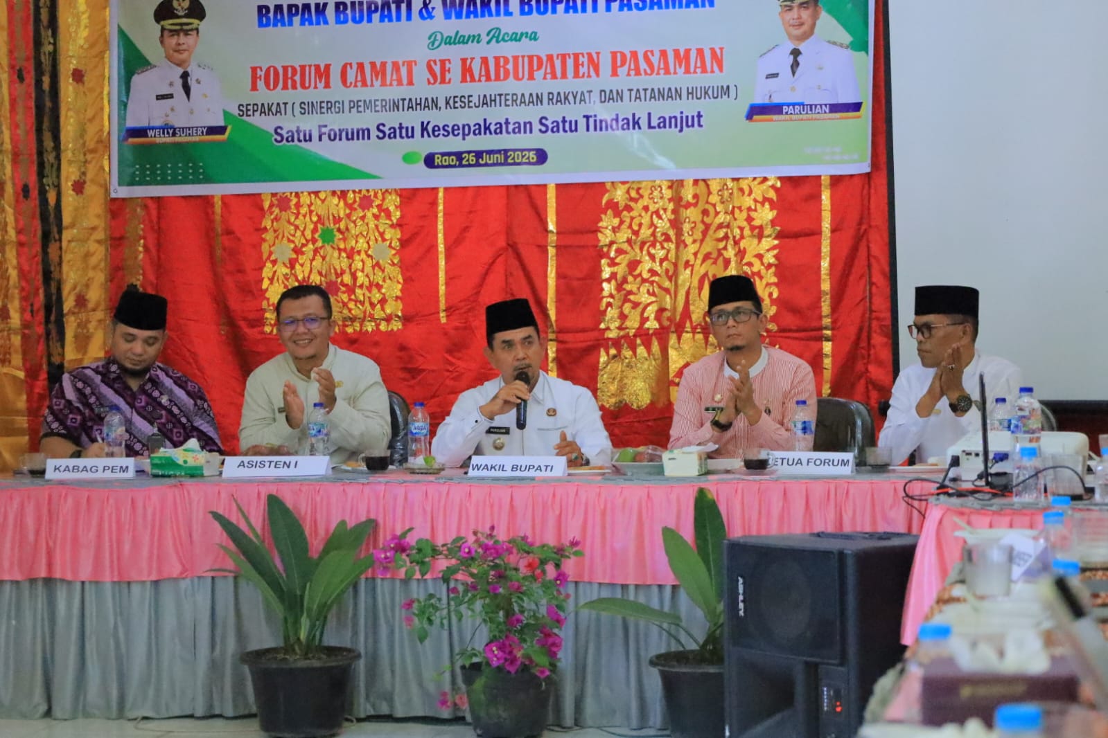 Wabup Parulian Tekankan Peran Camat sebagai Garda Terdepan Sukseskan Progul
